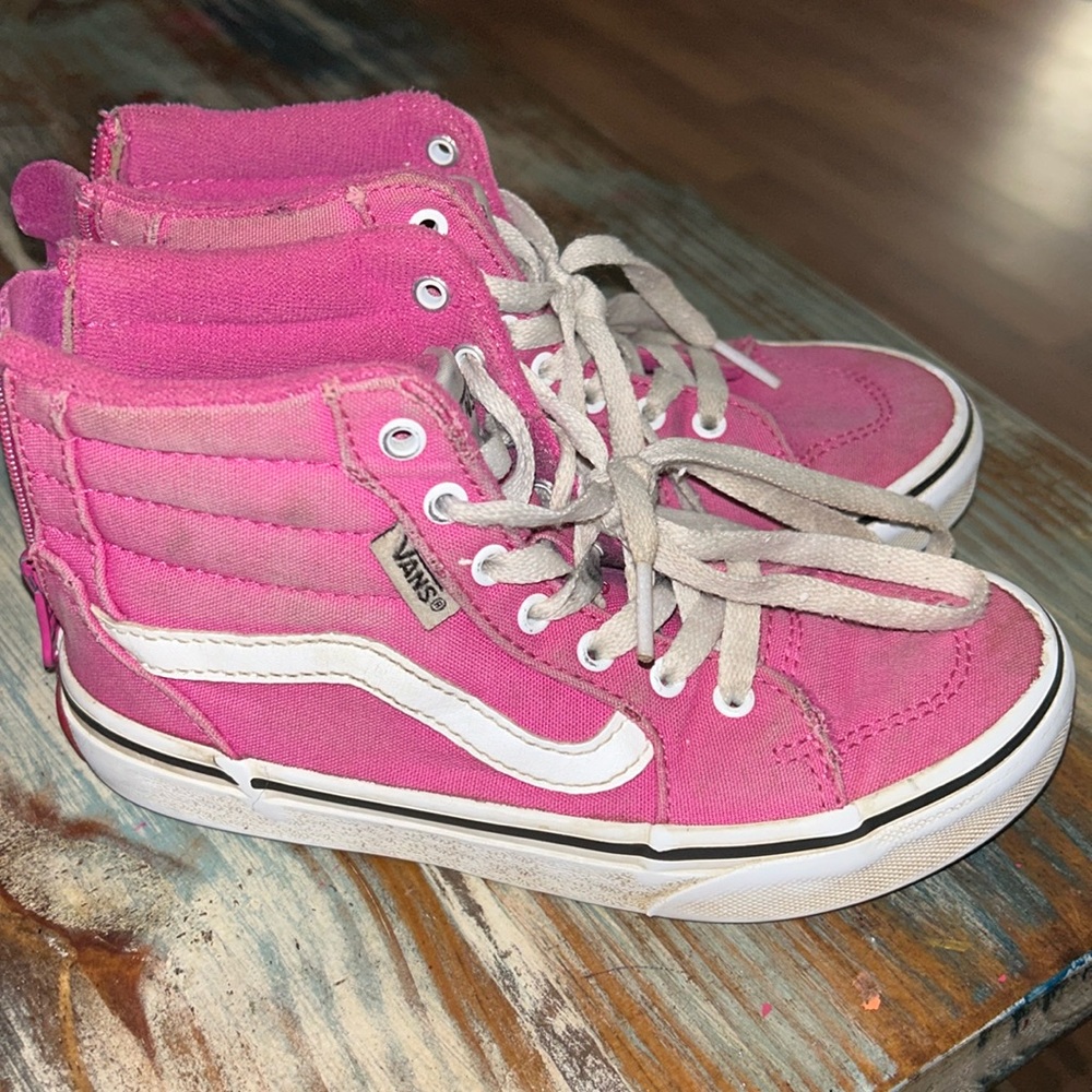 Pink kids vans 13